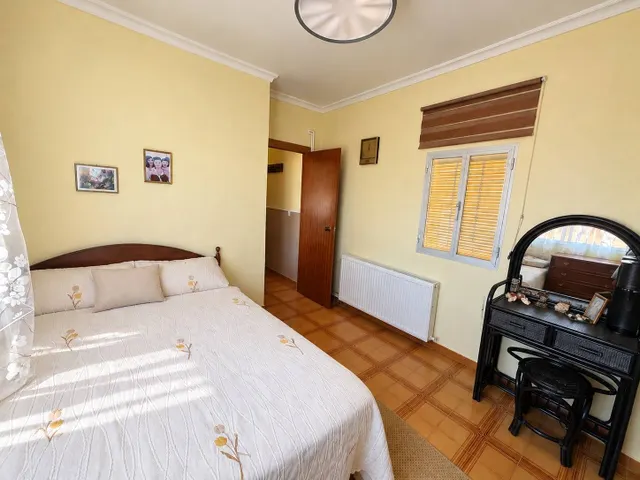Piso con terraza y trastero en solarium a 500 metros de la playa y paseo maritimo. — 19