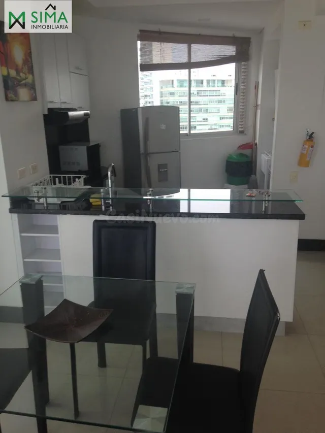 SE VENDE APARTAMENTO AMOBLADO ZONA BOCAGRANDE - foto 4