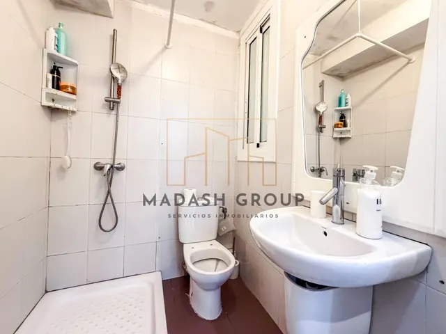 ¡casi a estrenar! piso de 3 habitaciones reformado en pleno centro, Reus — 10