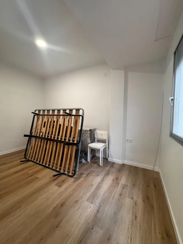 Alquiler vivienda de 4 habitaciones — 23