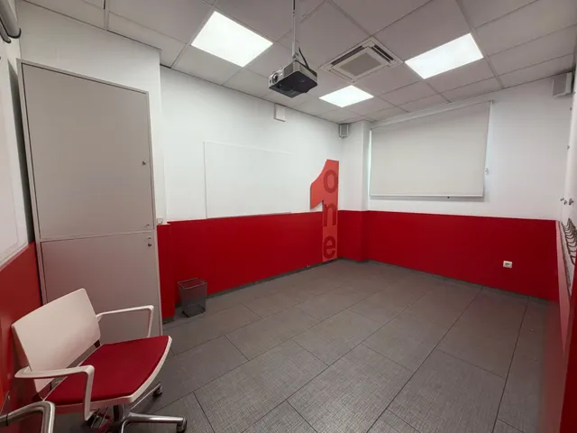 ¡Excelente Oportunidad! Local Comercial en Alquiler en Alcorcón — 14
