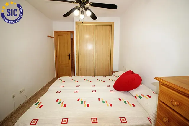 Apartamento en zona de playa de la Concha con una espectacular terraza de 88m2, piscina, garaje y trastero — 12