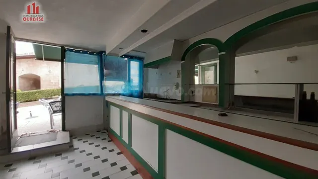 LOCAL ACONDICIONADO COMO CAFETERÍA, CERCA DE LAS BURGAS - foto 3