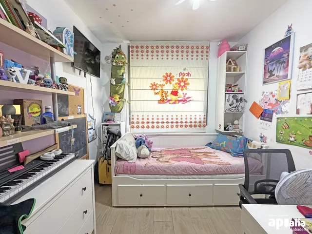 Fantástico piso en venta con parquing en parc europa. barberà del vallés. — 18