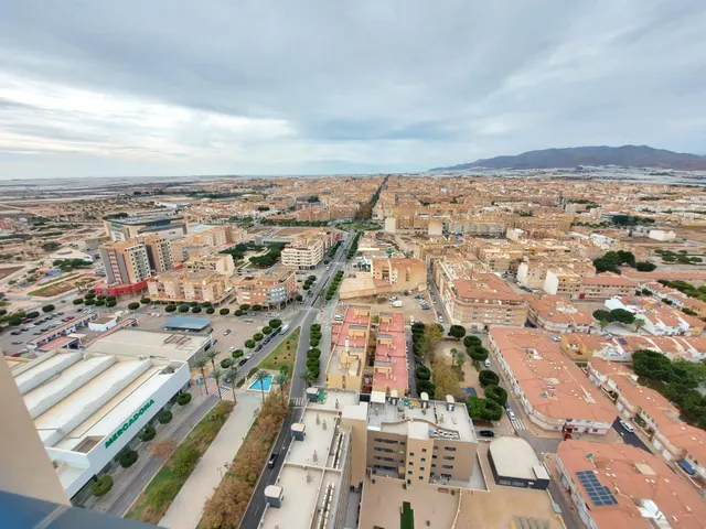 oficina en alquiler  en edificio Torrelaguna El Ejido — 3