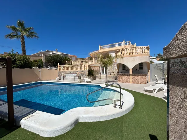 Villa 5 habitaciones 246m² en venta - Centro de la Ciudad Quesada — 45