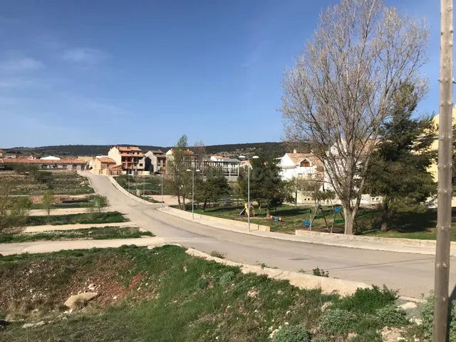 ESTUPENDO SOLAR EN VILLAFRANCA DEL CID PARA NUEVA PROMOCION  - foto 4