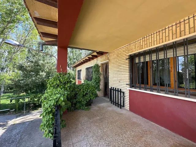 Oportunidad Única: Casa con Terreno en Cadrete (Zaragoza) - foto 4