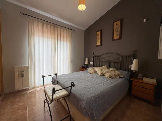 EXCELENTE CHALET EN PERFECTO ESTADO — 29