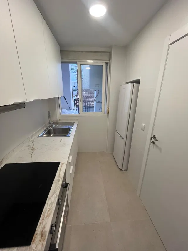 Alquiler de vivienda de 4 dormitorios con terraza — 17