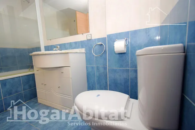 ¡UBICACIÓN IDEAL! AMPLIO, BONITO Y EXTERIOR CON GARAJE Y BALCÓN — 33