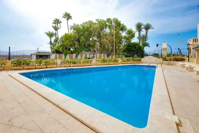 Venta Apartamento, Playa de Los Locos,  Primera línea de playa Torrevieja piscina comunitaria — 14