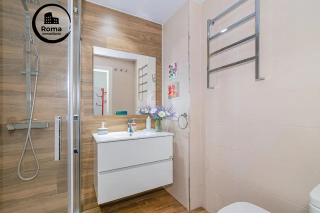 Precioso duplex moderno con patio — 18
