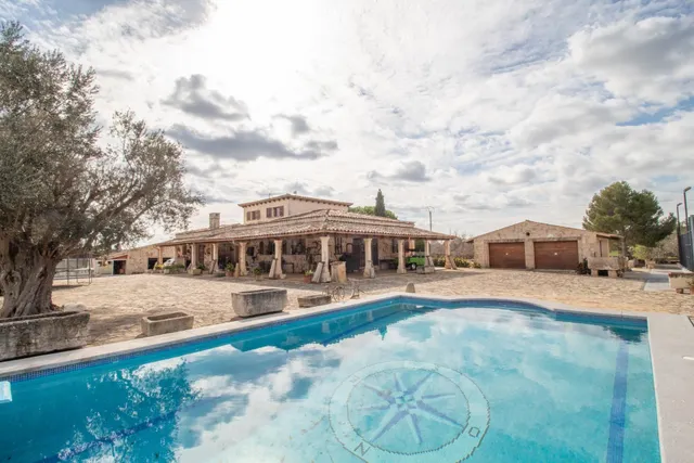 GRAN CHALET LISTO PARA ENTRAR A VIVIR - foto 3