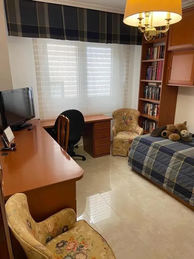 Piso en Venta Calle Pintor Lorenzo, Nº22, 4ªplanta con Ascen - foto 5