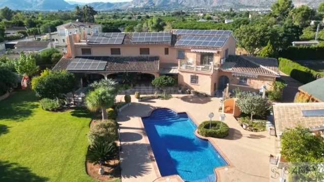 Casa-Chalet en Venta en Alicante Alicante — 2