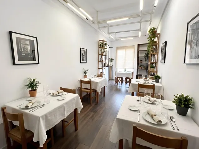 CASA EN LA CALLE DEL SOL — 48