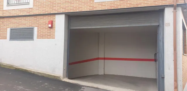 Urbis te ofrece una plaza de parking en Alba de Tormes, Salamanca. — 12