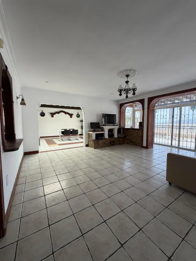 Villa con carácter, piscina privada y vistas al mar en Costa Adeje — 14