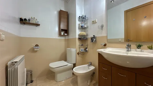 Piso para entrar a vivir en Andorra — 24