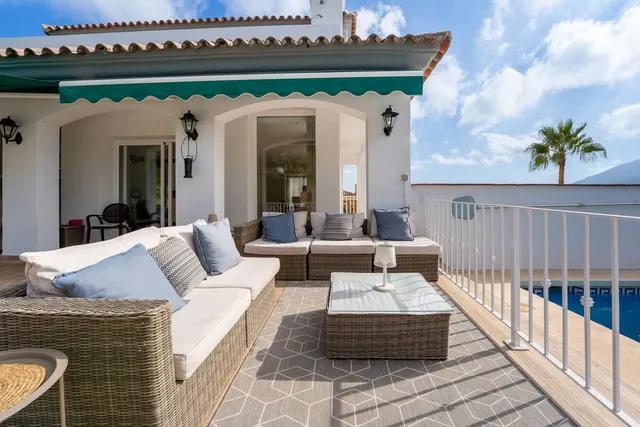 Chalet 4 habitaciones 223m² en venta - South of spain — 24