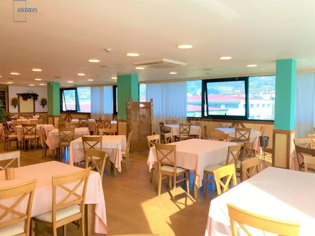 SOLOBAR VENDE O ALQUILA AMPLIO Y ELEGANTE RESTAURANTE EN LEI