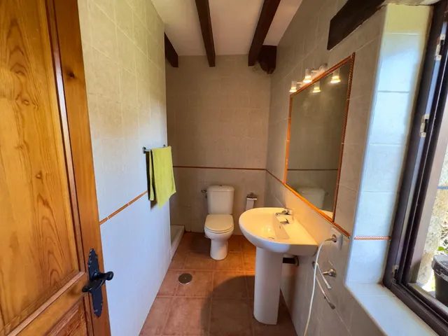 CASA CON JARDIN EN LIANDRES — 38