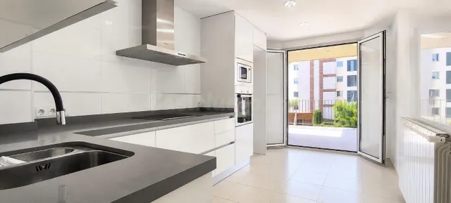 Exclusivo piso con terraza en residencial de alto standing e - foto 4