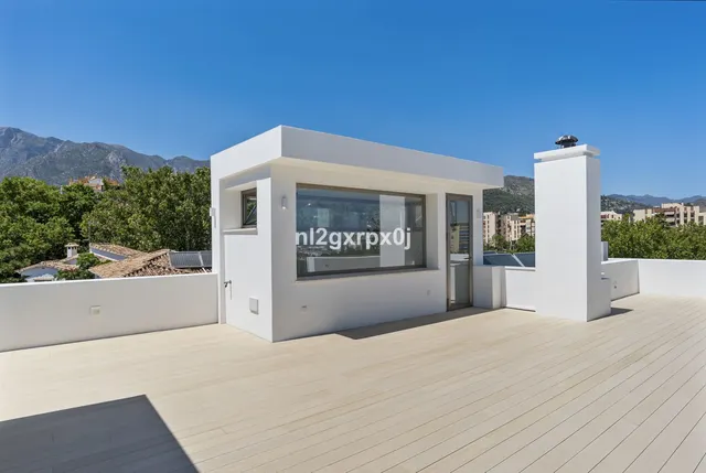Chalet 3 habitaciones 398m² en venta - Marbella — 29