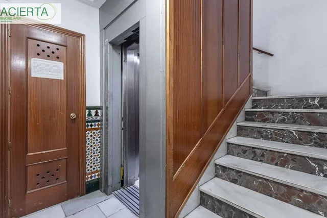 PISO CON LICENCIA TURISTICA EN CALLE NAVAS — 17