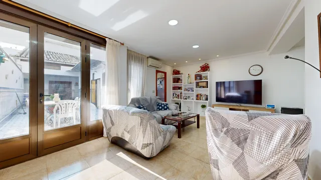 PRECIOSA Y ESPECTACULAR  CASA EN CHIVA  . OJO INVERSORES!!! — 20