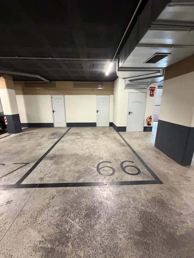 Moderna Planta Baja en Mairena del Aljarafe con Amplio Patio y Excelentes Comodidades — 28