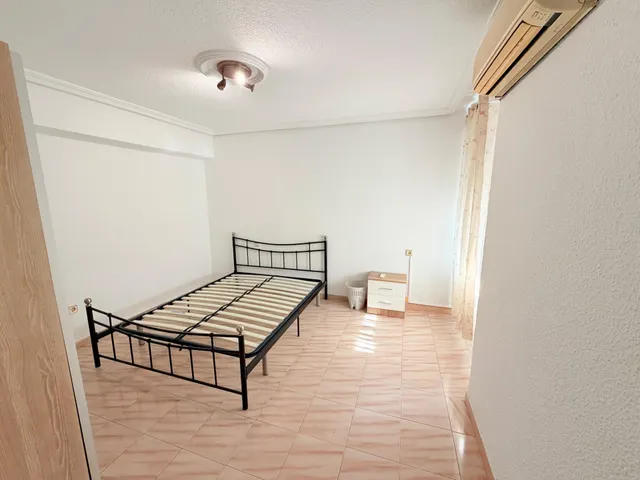 EASY RENT presenta esta acogedora vivienda situada en el barrio de Los Ángeles — 11