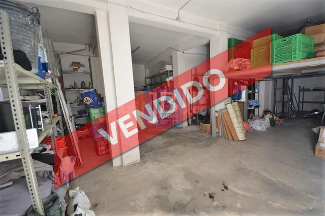 Local comercial 75m² en venta - CORRETGERIA