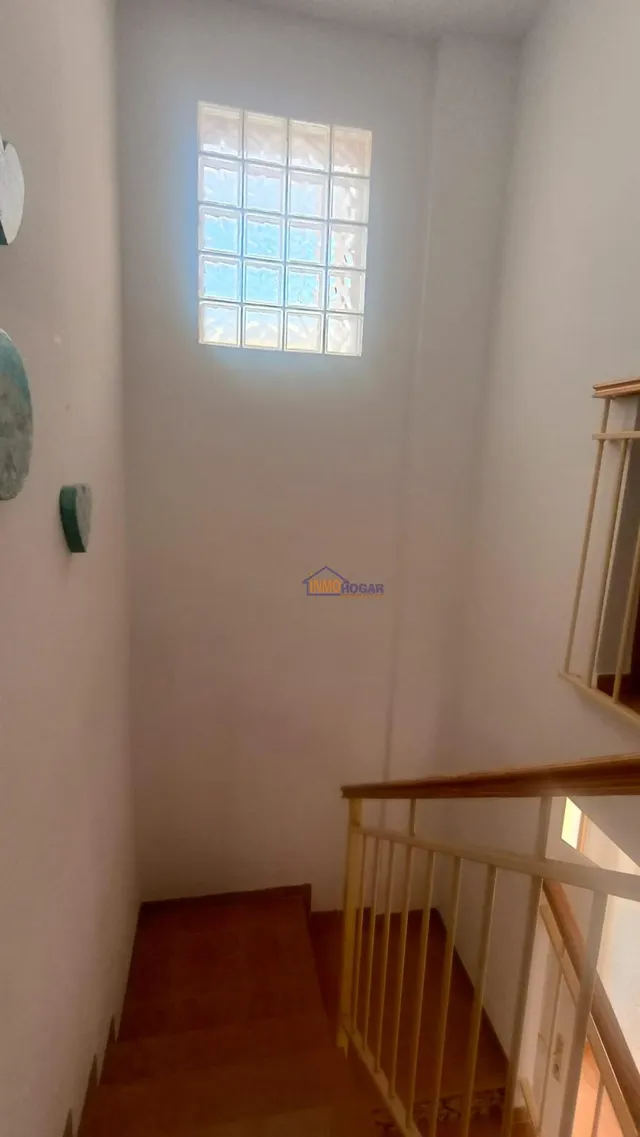 Amplio Adosado en el Corazón de Fondon por solo €125,000 — 15