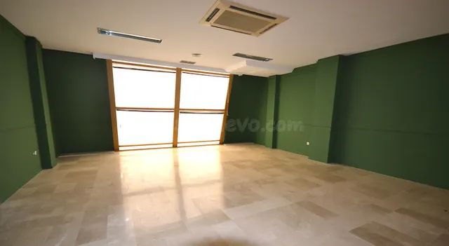 Oficina 70m² en venta - Marbella - foto 2