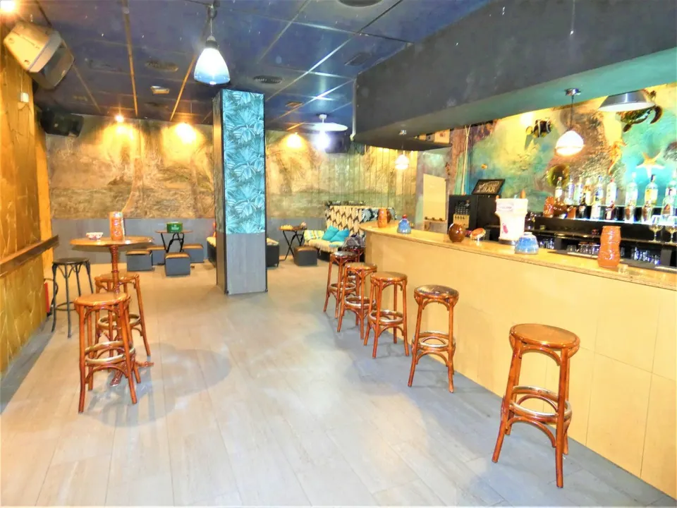 ++Local comercial actualmente cafeteria en Molina de Segura zona Centro++, 105 m.