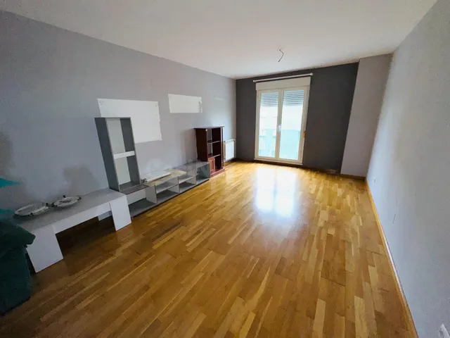 VENTA: Piso Ponferrada - foto 2