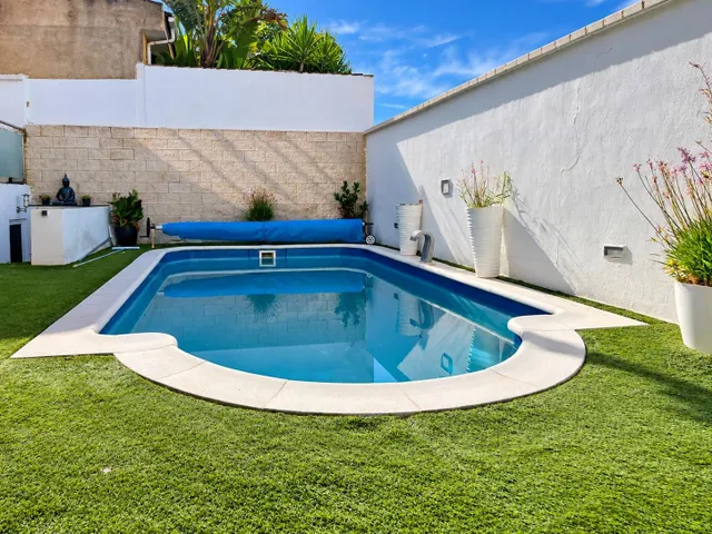 Espectacular  casa unifamiliar con piscina privada, domótica y placas solares — 26