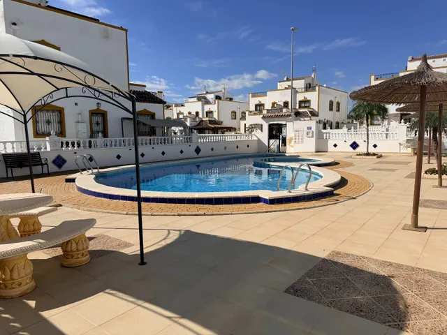 Adosado 3 habitaciones 82m² en venta - Zona Centro — 24