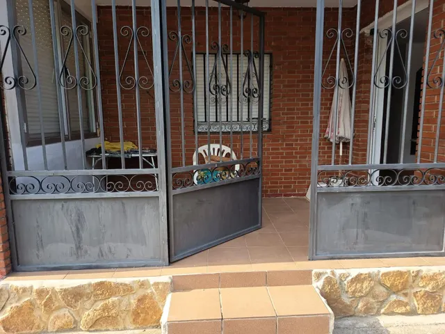 MONCASA VENDE Parcela en Ctra. Carrión — 18