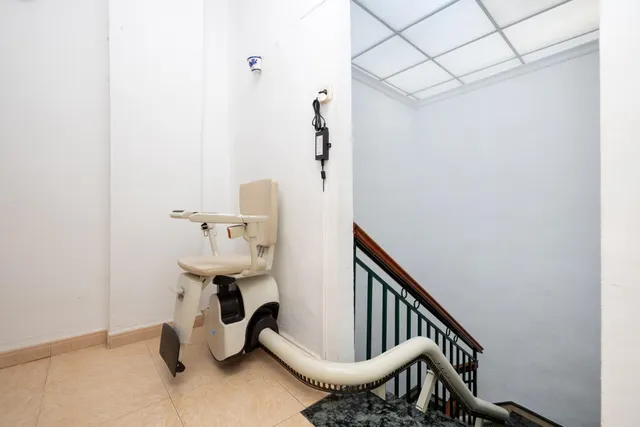 Casa de 5 plantas con 6 dormitorios, terrazas y vistas en Lanjarón – Granada — 28