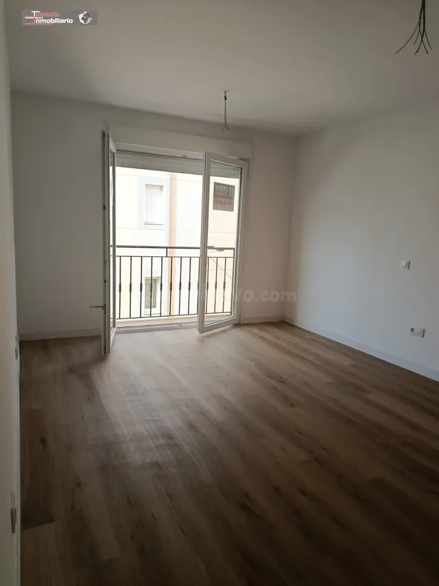 Pisos a estrenar en venta en el Puerto de Roquetas - foto 2