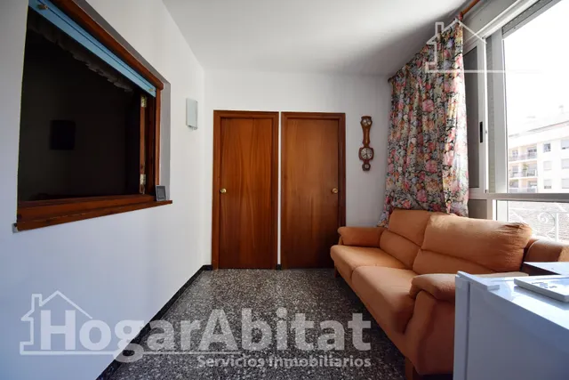Amplio, luminoso y exterior con terraza, cerca del mar — 9