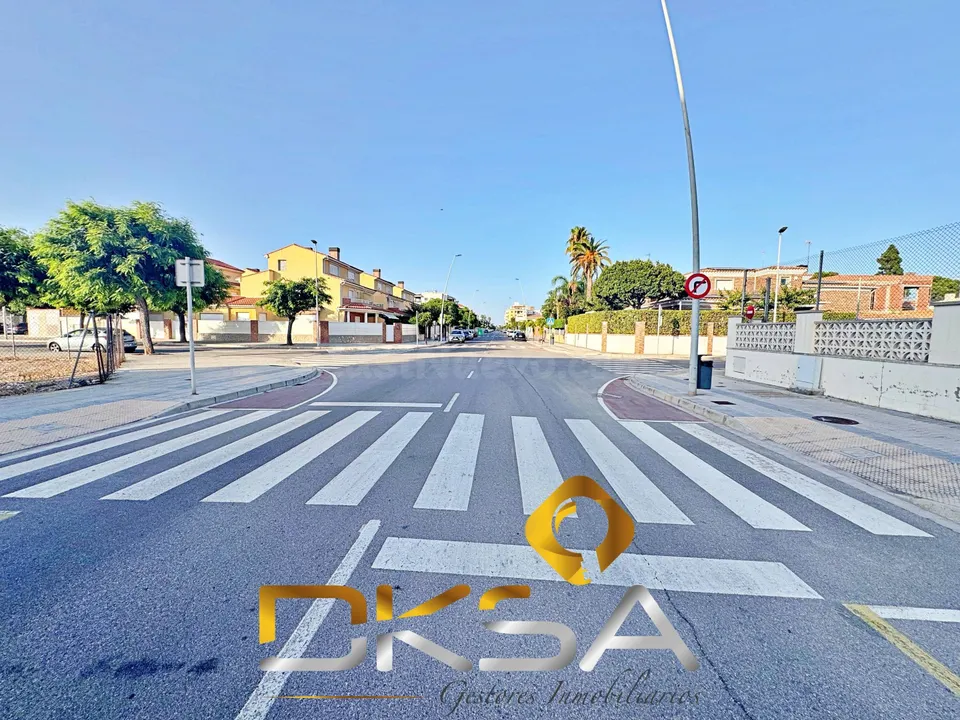 589 M2 DE TERRENO URBANO EN BURRIANA: AQUÍ EMPIEZA TU PRÓXIMO PROYECTO
