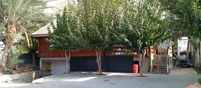 CASA DE MADERA CON TERRENO EN LA HUERTA 616652603 — 2