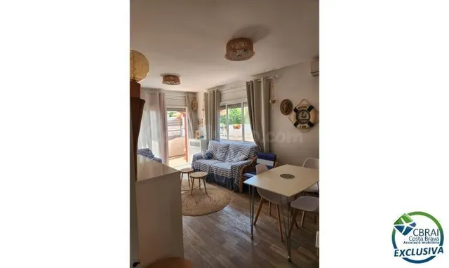 Acogedor apartamento de 85 m2 con un amplio balcón en pleno  - foto 5