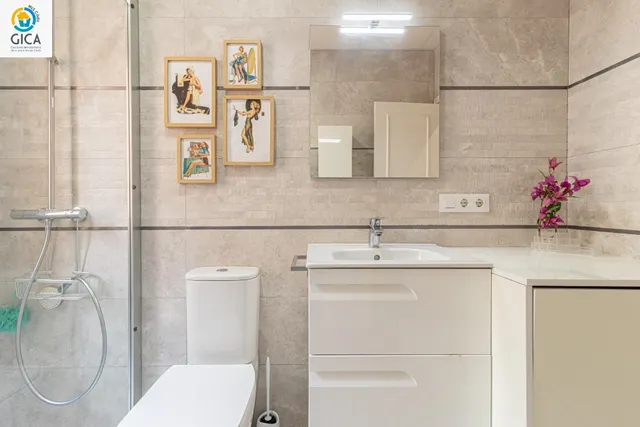 PISO COMPLETAMENTE REFORMADO EN EL CENTRO DE JEREZ — 25