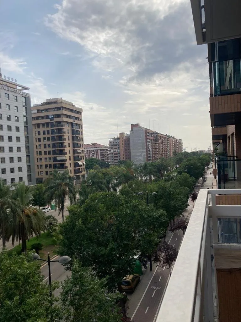 PISO DE 3 habitaciones CON TERRAZA, PISCINA Y GARAJE