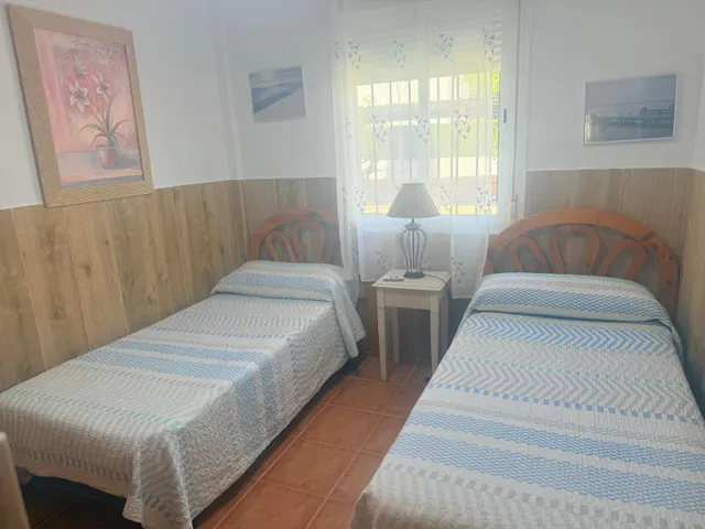 Apartamento en planta baja en urbanización Novo Sancti Petri. — 24